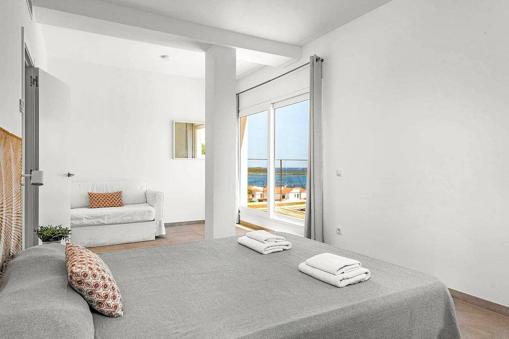 Villa Carmela by Villa Plus in Coves Noves, Es Mercadal