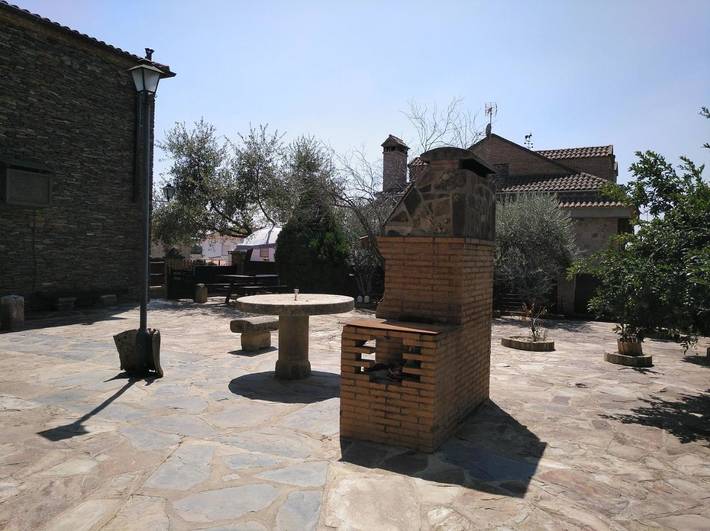Casa rural para 3 personas, con terraza y jardín, Se admiten mascotas en Parque Nacional de Monfragüe - 4