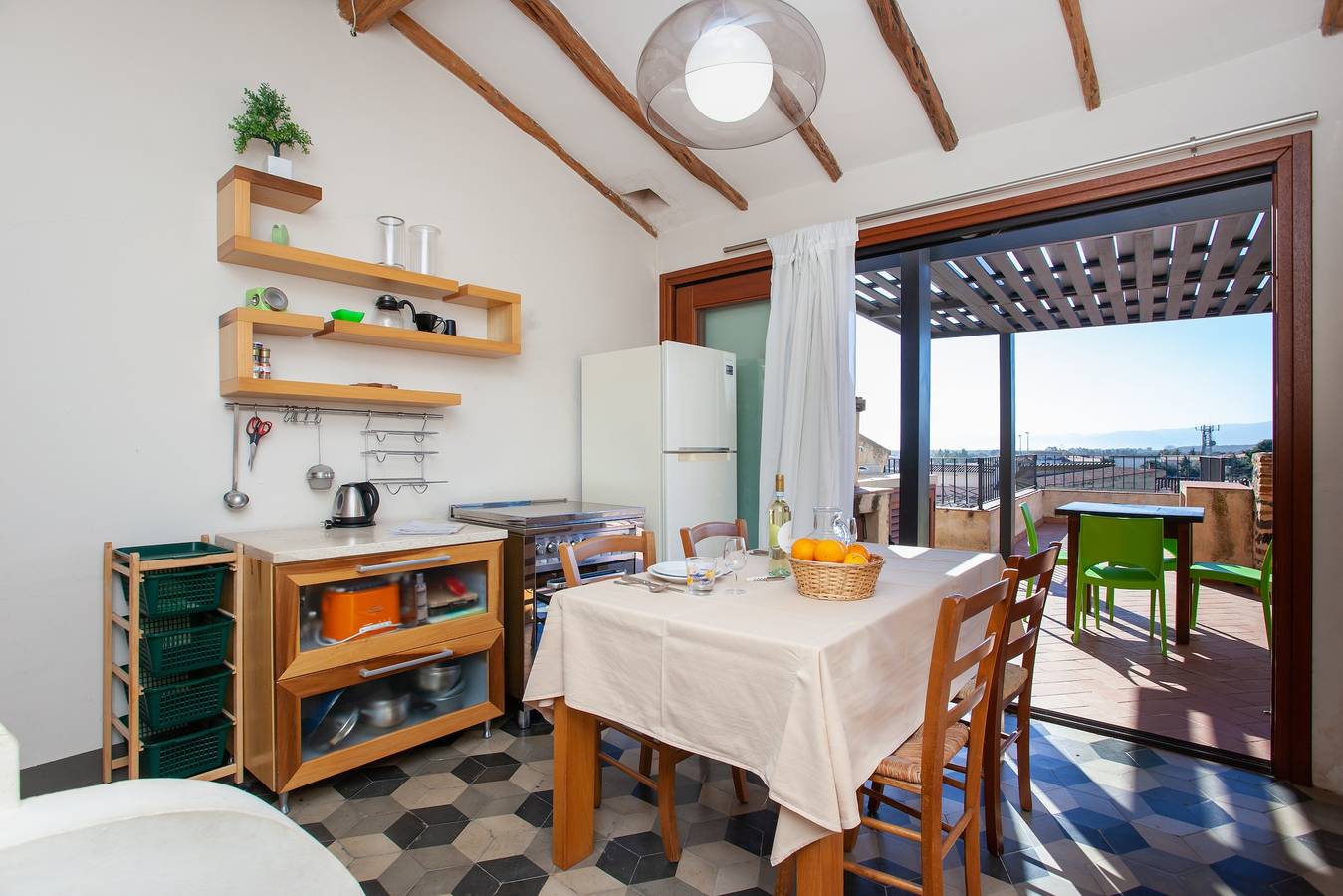Ganze Wohnung, Ferienwohnung "Hora Vona" mit Meerblick, Terrasse, Wlan und privatem Parkplatz in Orosei, Golf von Orosei