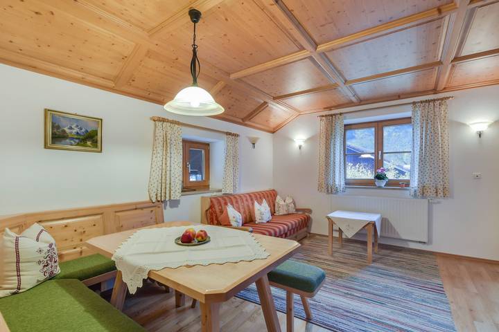 Villa per 4 persone, con Balcone e Giardino