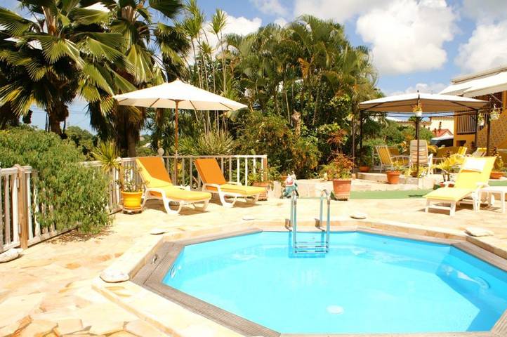 Villa pour 6 personnes, avec balcon et piscine à Sainte-Anne
