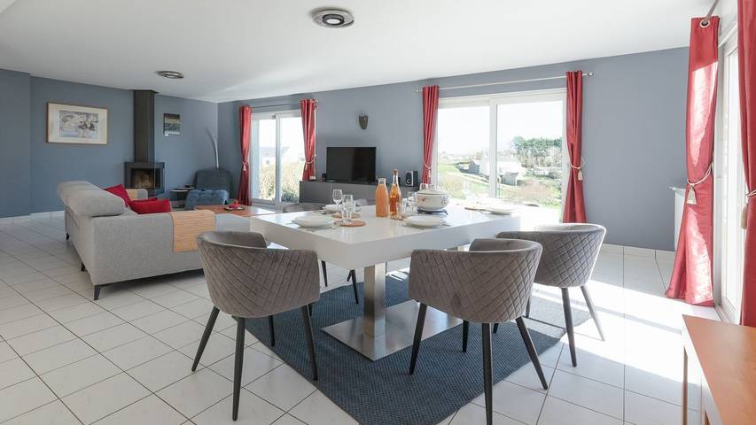 Maison de vacances pour 13 personnes, avec terrasse et jardin à Saint-Pabu