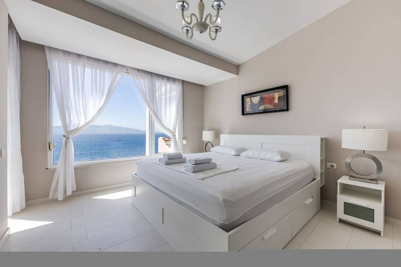 Ganze Wohnung, Serenity by the Sea Duplex | Bougainville Resort in Sarandë, Vlorë