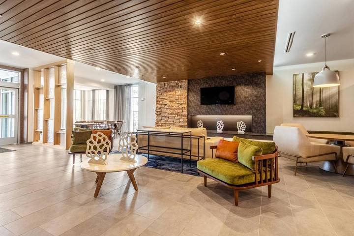 Hôtel pour 3 personnes, avec piscine