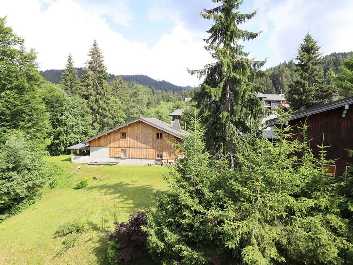 Ganze Wohnung, Les Gets: Charmant appartement rénové, proche pistes, balcon, parking couvert in Les Gets, Les Portes du Soleil