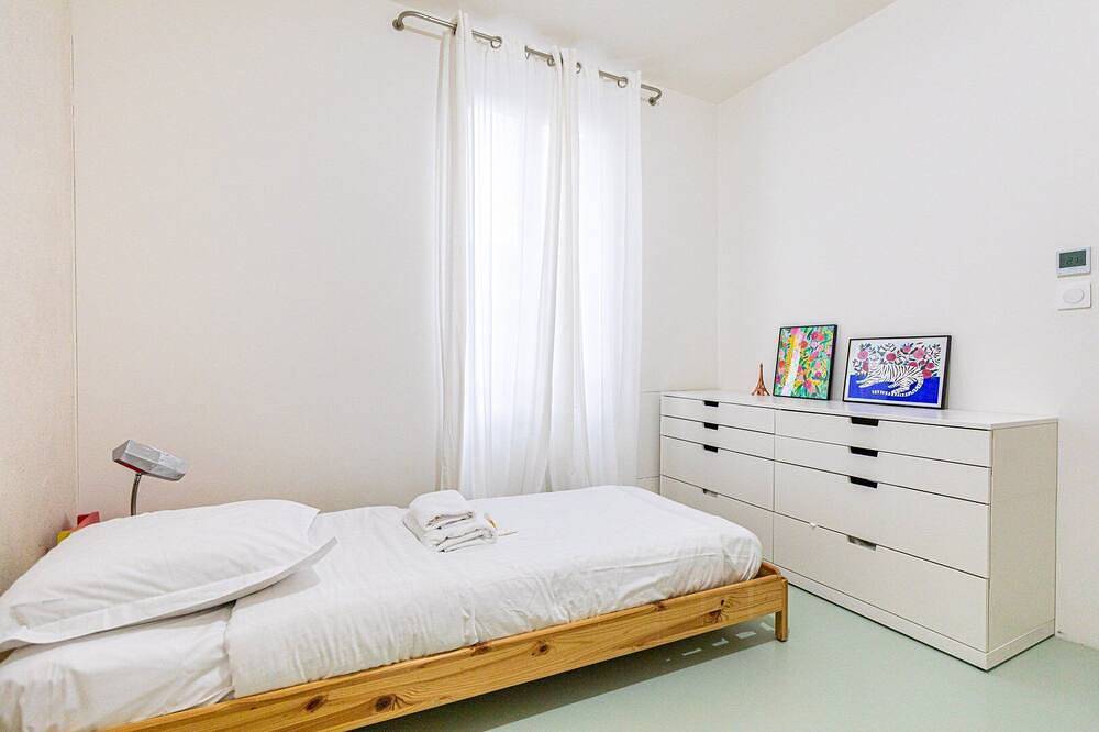 Guestready - Unique bright loft with garden access in Montreuil, Sena-Saint Denis
