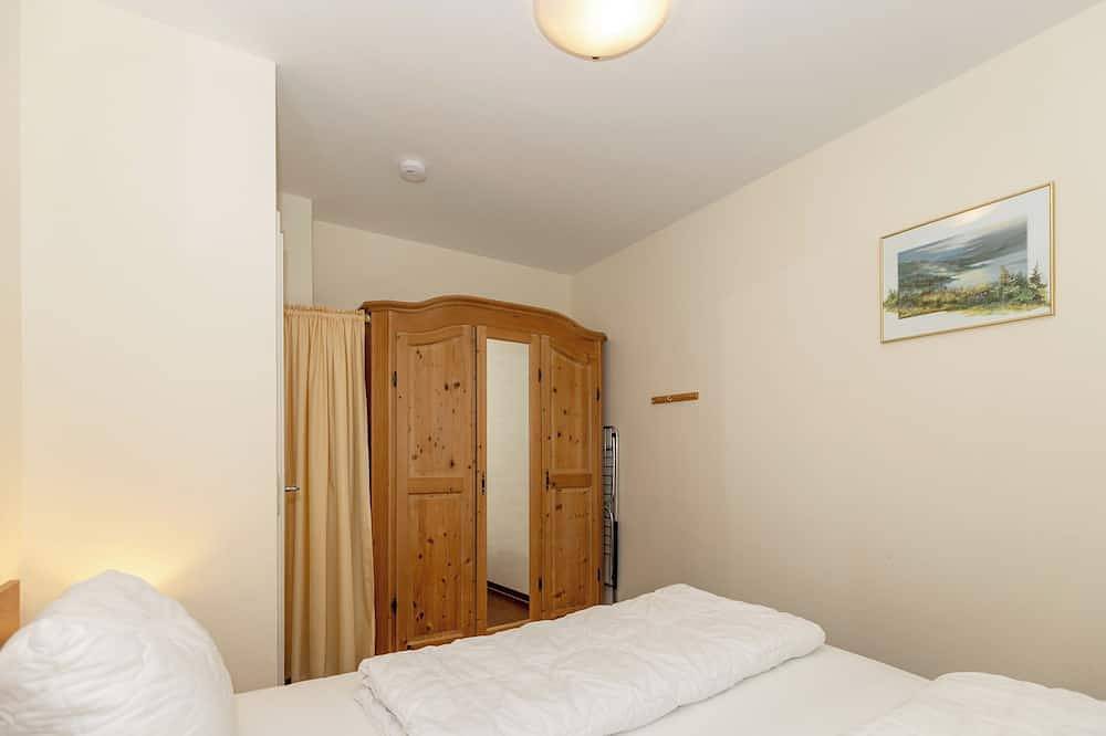 Ganze Wohnung, Ferienwohnung mit großem Balkon und Blick bis zum Meer in direkter Strandlage! in Kühlungsborn Weststrand, Kühlungsborn