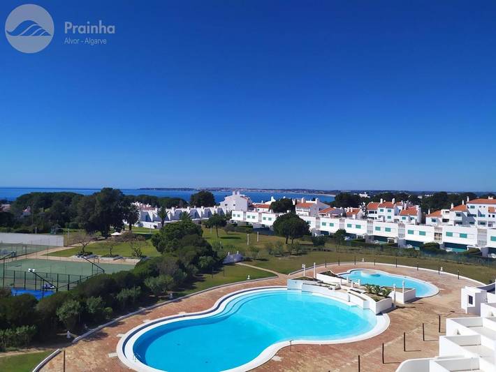 Aparthotel para 2 pessoas, com vista e jardim e ainda piscina and piscina infantil em Praia da Prainha