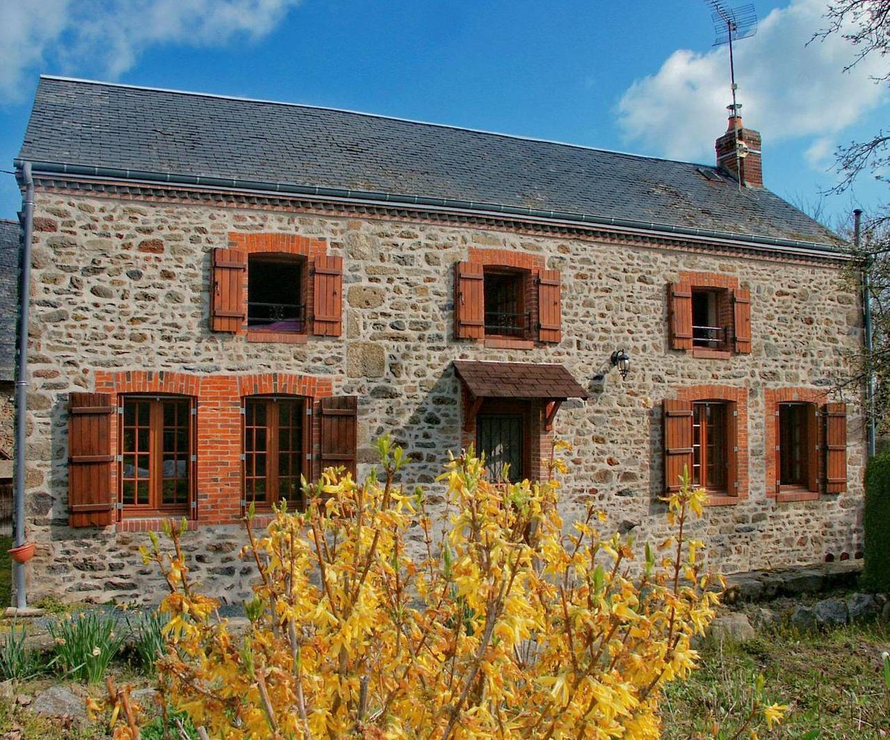 Gîte de la Rochette (23G824) in Ladapeyre, Région de Guéret