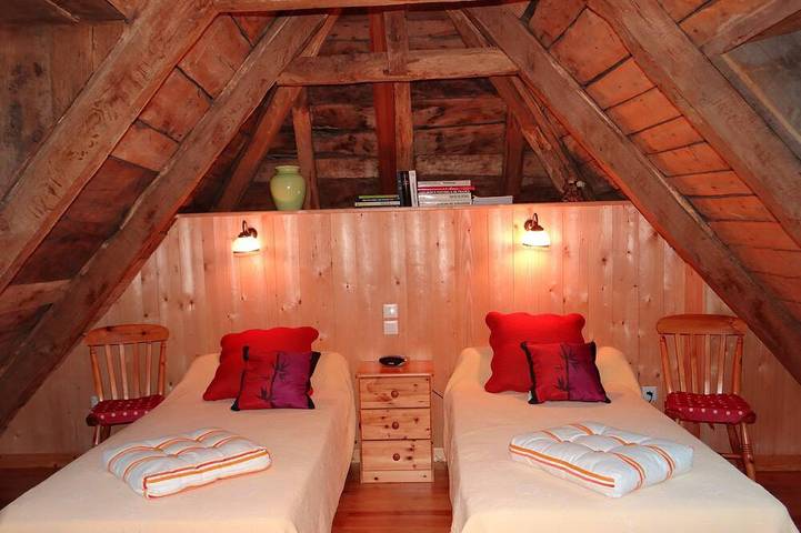 Gîte pour 4 personnes, avec jardin à Castelnau-de-Mandailles - 3