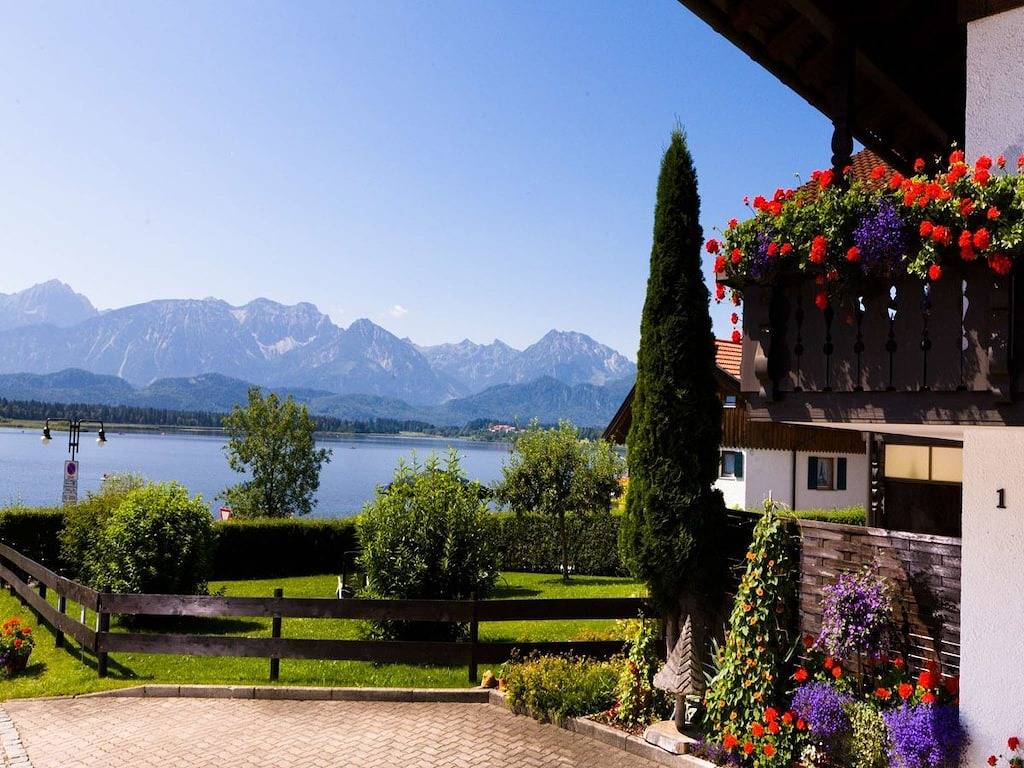 Keller - Seeblick in Hopfen am See, Bayerisch Schwaben