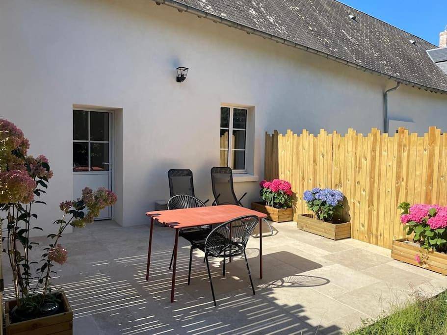 Appartement entier, Gite balnéo in Lailly-en-Val, Sologne