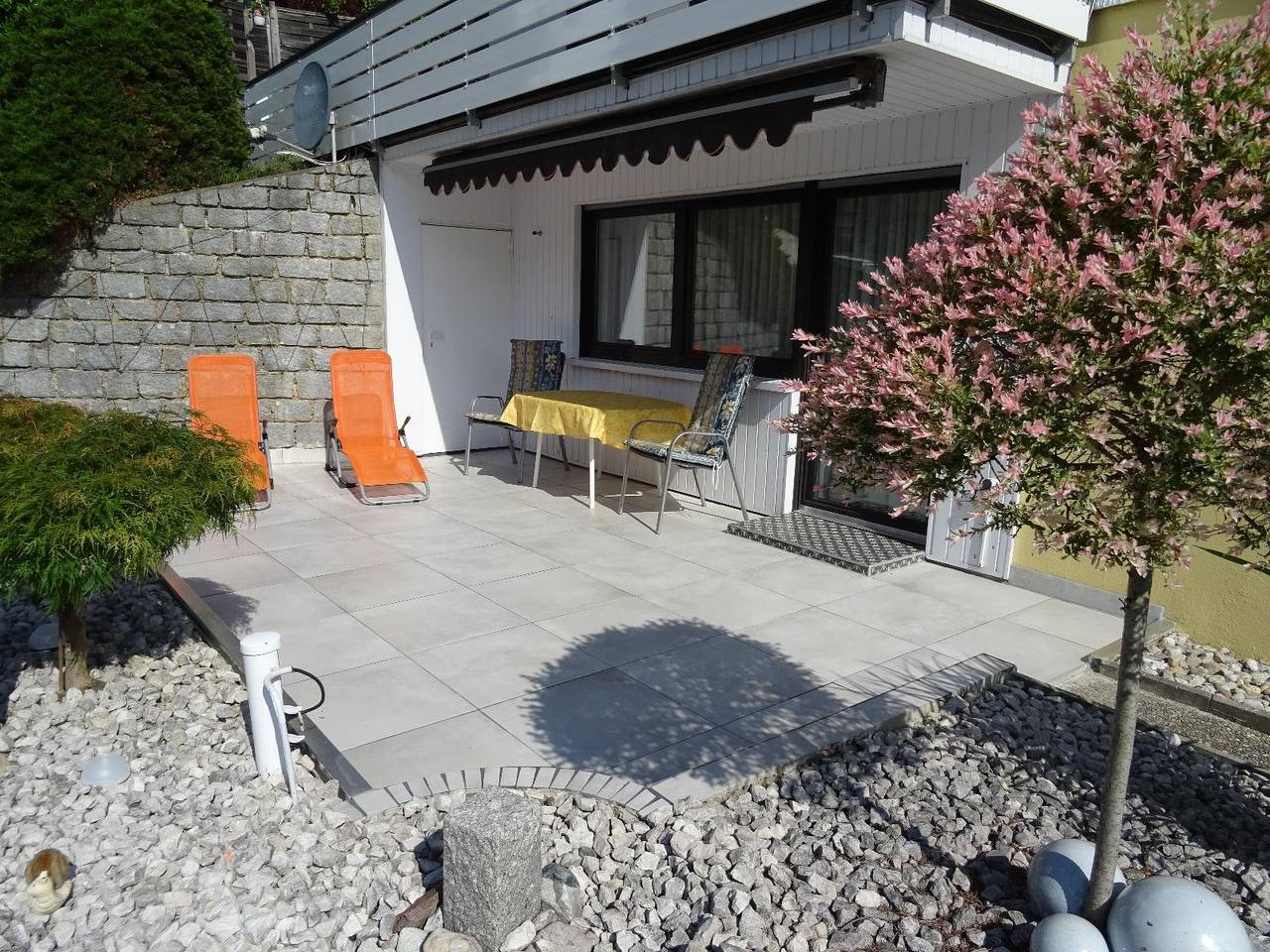 Ferienwohnung Piller **** - Neu renovierte Nichtraucher-Ferienwohnung für Zwei mit Sonnenterrasse in Michelsneukirchen, Eastern Bavaria