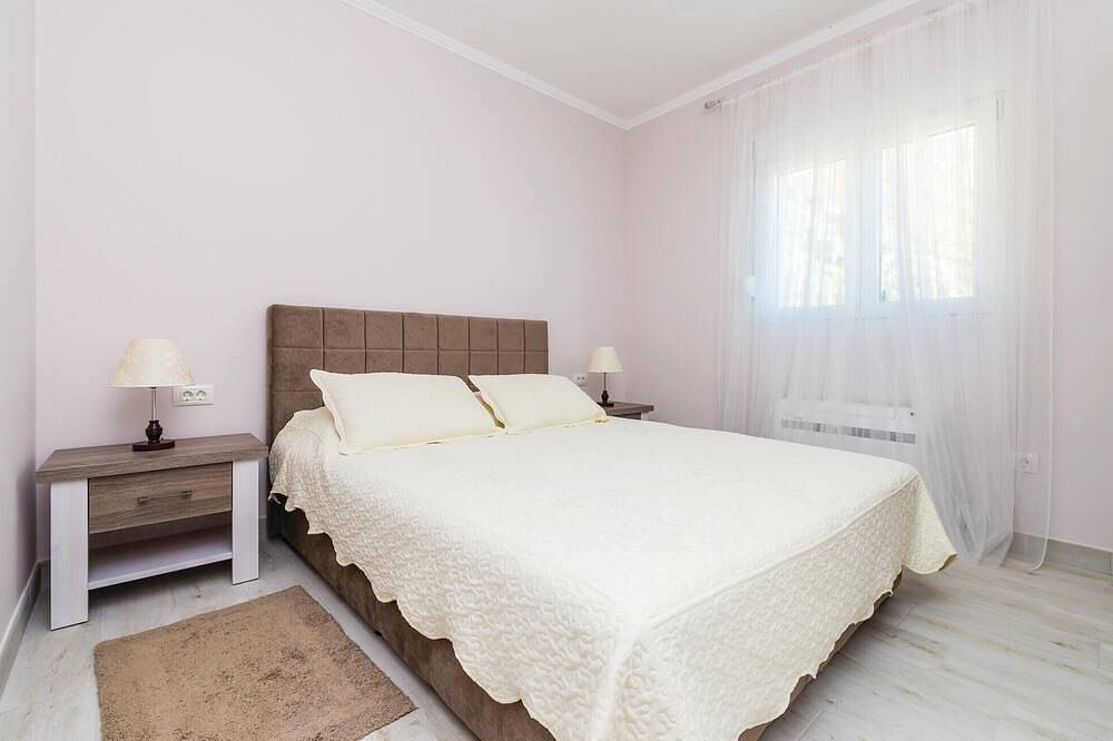Cozy home in Herceg Novi in Podi-Sasovići, Bay of Kotor
