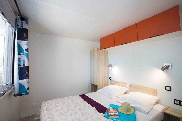 Camping für 4 Personen, mit Kinderpool und Whirlpool sowie Sauna in Canet-en-Roussillon - 3