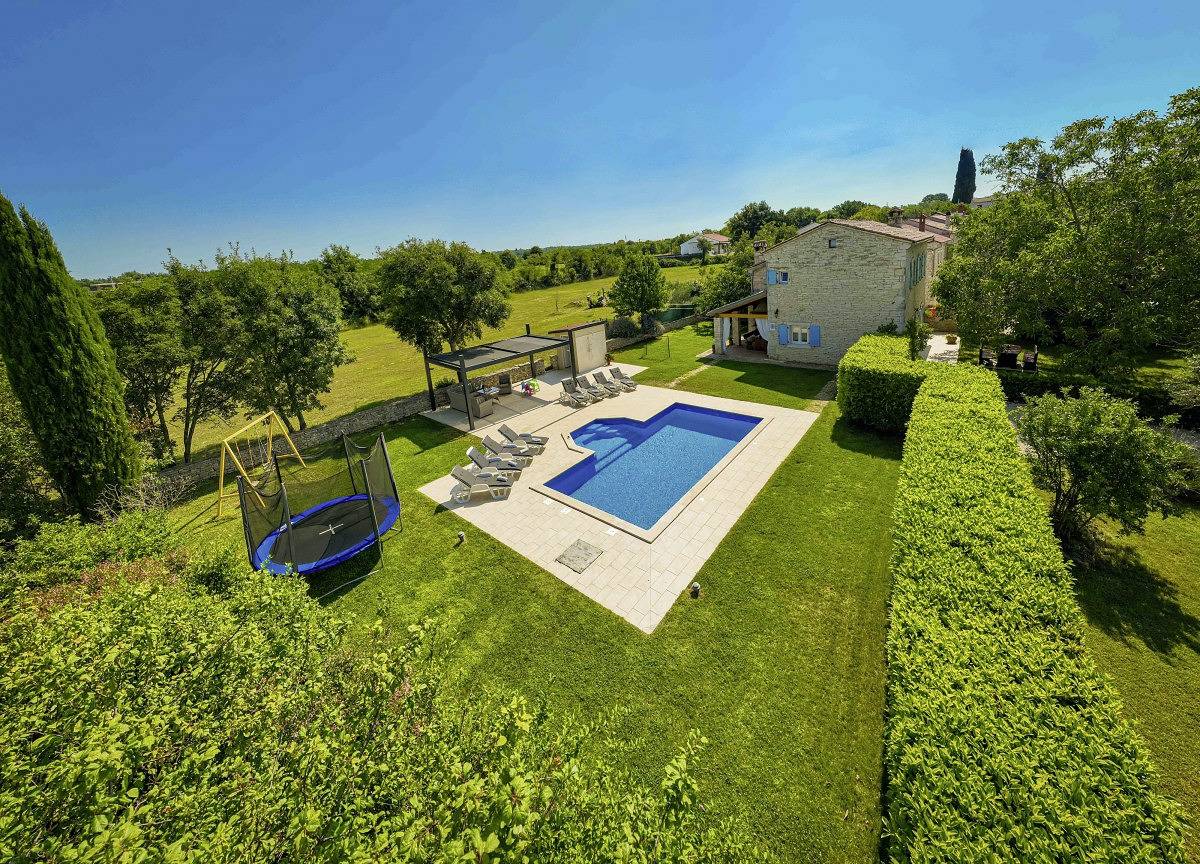 Ferienhaus Agricola * 2000 m2 Garten, privater Pool, Grill, Wlan in Vodnjan, Südküste Istrien