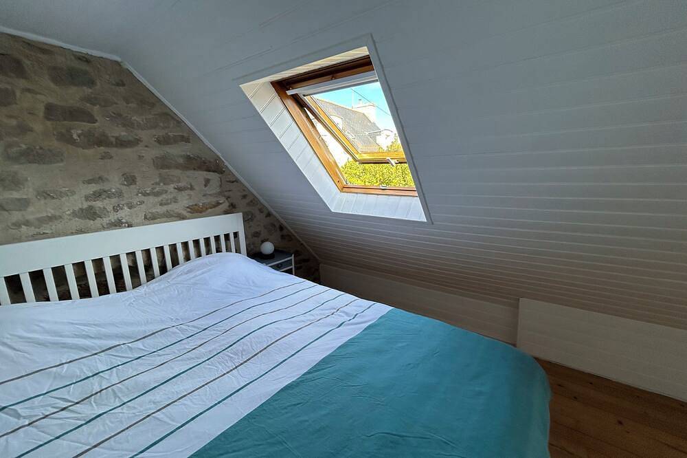 Cozy Penty (small Breton house) in Loctudy, Côte de Cornouaille