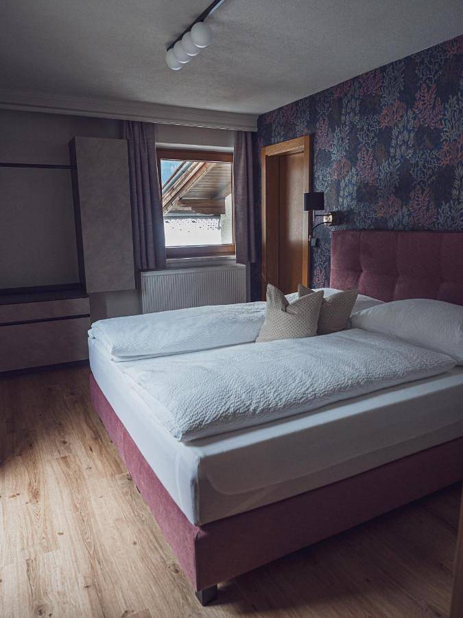 Geheel appartement, Gästehaus Pöll in Mayrhofen, Zillertaler Alpen