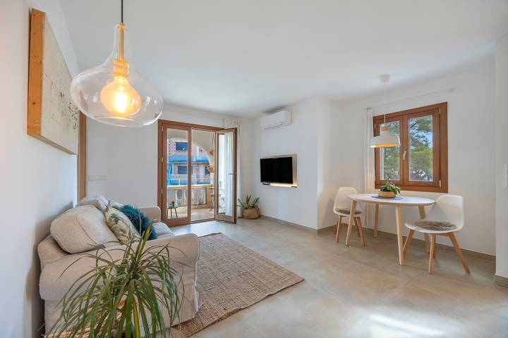 MelPins Apartment in Canyamel – Modernes Apartment mit Terrasse, strandnah in Canyamel, Capdepera