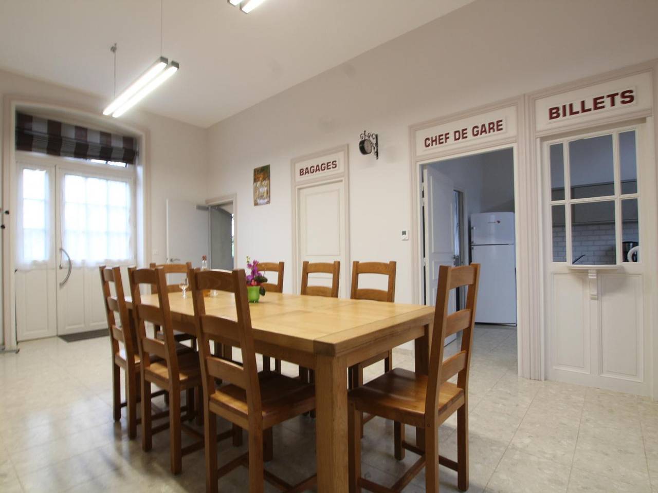 Maison de charme rénovée, près de la Voie Verte en Normandie, animaux admis, parking in Saint-Cyr-du-Bailleul, Parc naturel régional Normandie-Maine