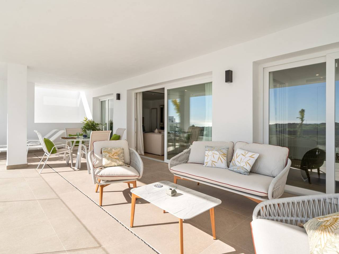 Geheel appartement, Vakantieappartement voor 4 personen met sauna in Alcazaba Lagoon, Casares
