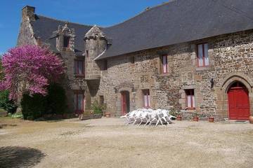 Location de vacances pour 5 personnes, avec terrasse et jardin à Roz-Landrieux