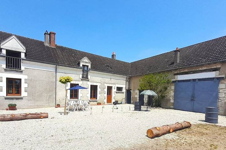 Gîte pour 9 personnes, avec terrasse et jardin dans Lye