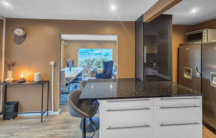 Ferienhaus für 6 Personen mit Terrasse in Bokn