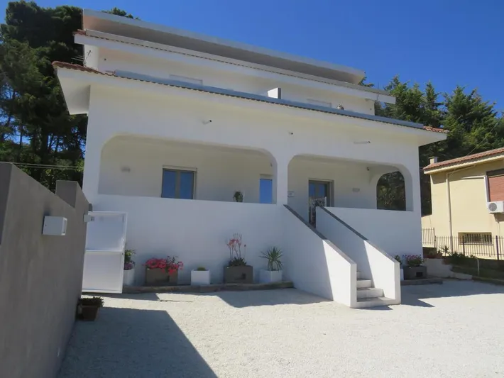 Casa de huéspuedes para 3 personas, con vistas y jardín - 1