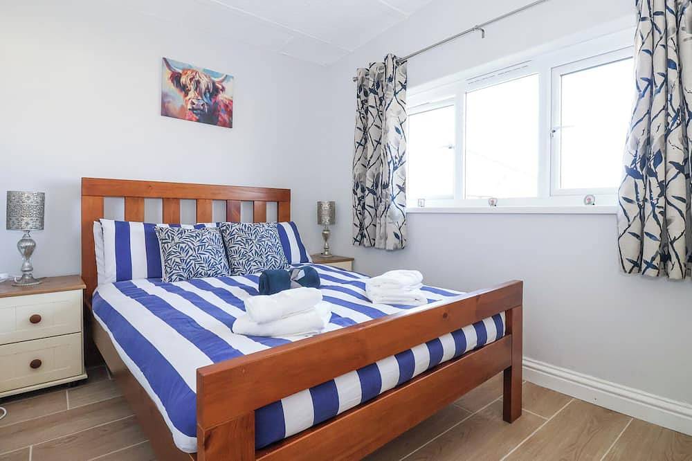 Atlantic Escape, pet friendly, with pool in Widemouth Bay in Widemouth Bay, Pentire Point - Widemouth