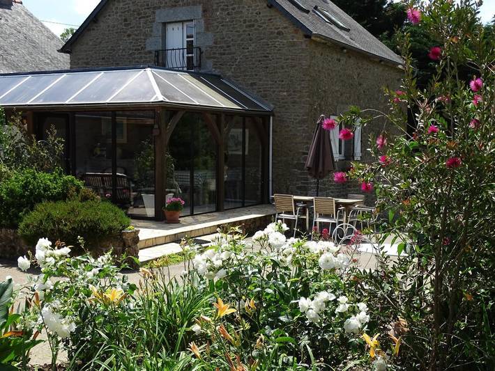 Gîte pour 5 personnes, avec jardin et terrasse à La Chapelle-Saint-Aubert