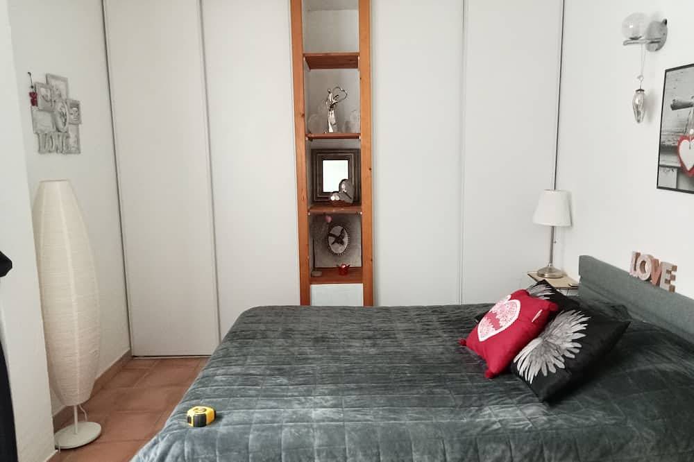 Location cosy aux pieds des Alpilles <br> in Maillane, Région d'Arles