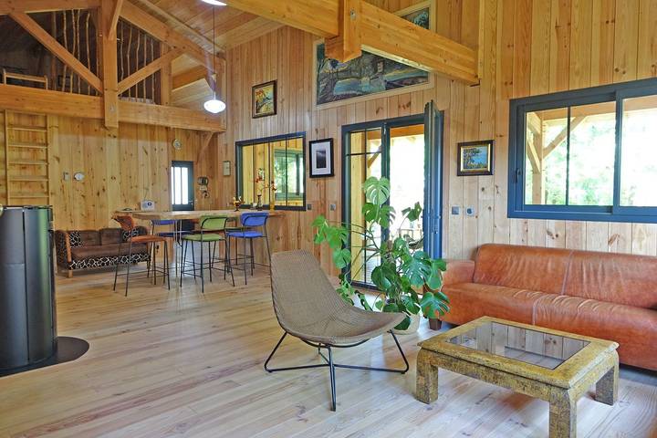 Gîte pour 6 personnes, avec jardin et terrasse