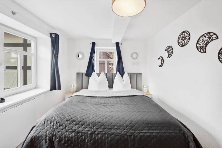 Ferienwohnung für 6 Personen, mit Garten im Hainich