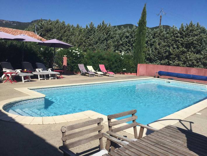 Gîte pour 4 personnes, avec piscine et jardin à Saint-Jean-de-la-Blaquière