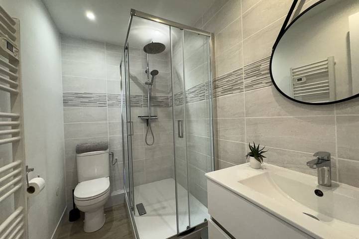 Location de vacances pour 4 personnes, avec terrasse et jardin dans Plage Du Pradeau - 3