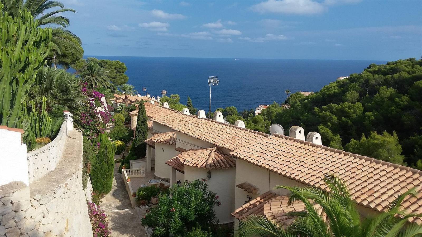 Tranquil Townhouse in Balcon al Mar in Balcón al Mar, Jávea