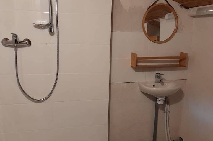 Gîte pour 15 personnes à Saint-Jean-de-Maruéjols-et-Avéjan - 3