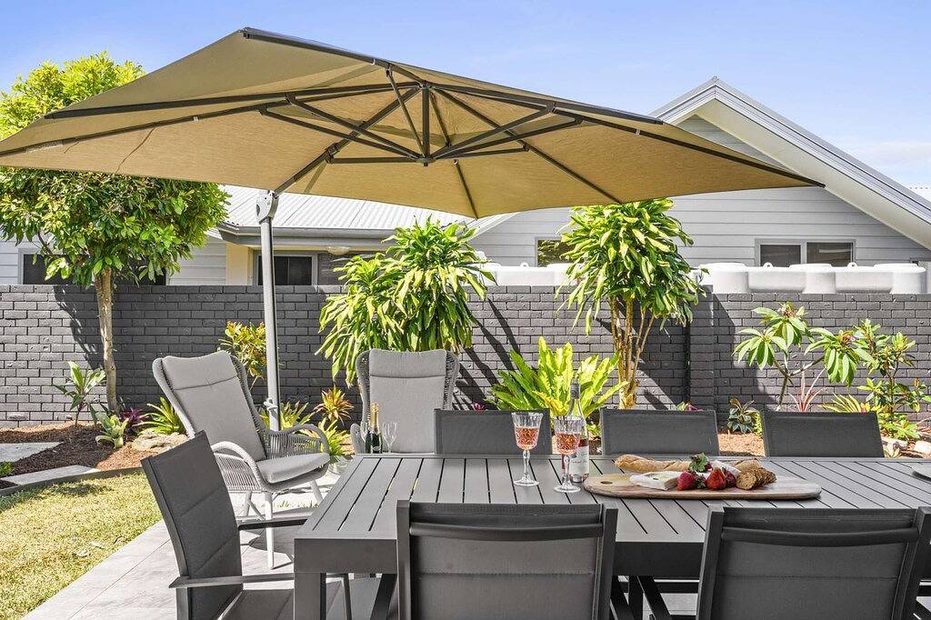 Sea Pine Cottage And Studio in Sawtell, New South Wales