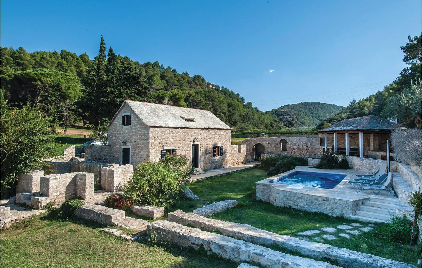 Ferienhaus für 6 Personen mit Terrasse in Postira, Brac