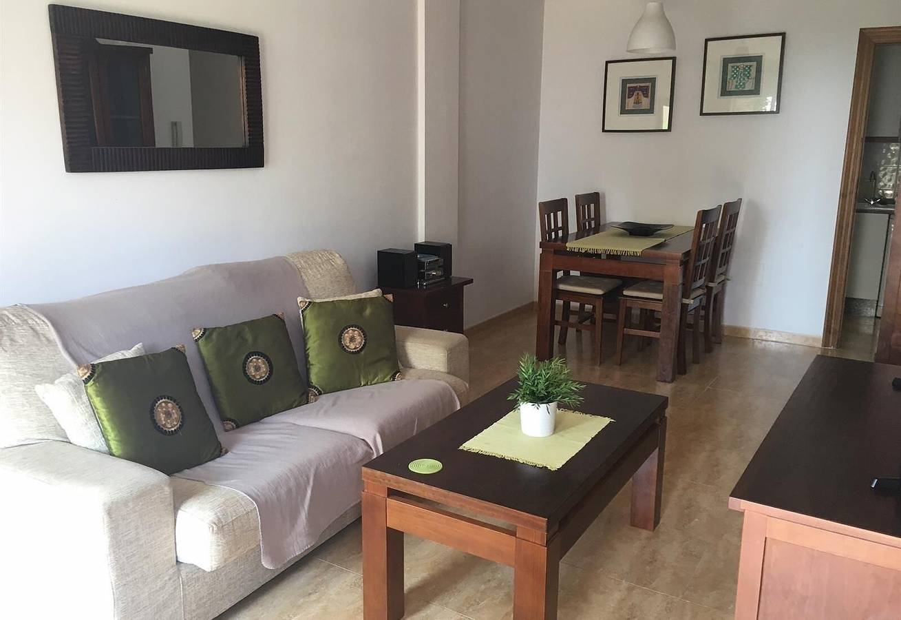 Entire apartment, 2-Bed Apartment Close to the Beach with Pools and Spa, A/C and Wi-Fi in Playas de Vera, Vera