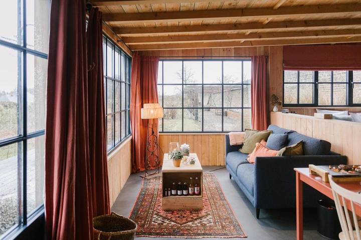 Chambre d’hôte pour 2 personnes, avec Jacuzzi et Terrasse ainsi que Jardin et Vue à Ciney