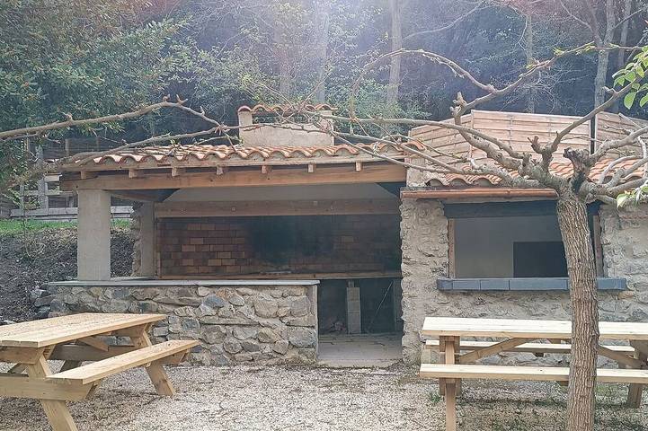 Gite d'étape Benjamin sur le sentier Cathare (chambre 3 personnes) in Prugnanes, Parc naturel régional Corbières-Fenouillèdes