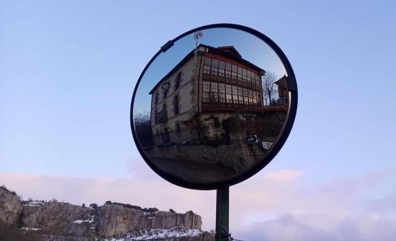 Hotel para 2 personas, con vistas además de balcón y jardín en Provincia de Burgos - 3
