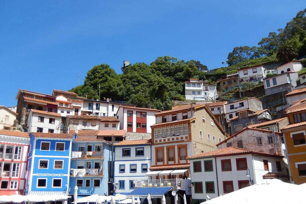 Ganze Wohnung, Penthouse Im Zentrum Von Oviedo Mit Garagenplatz Und Kostenlosem Wifi in Oviedo, Cordillera Cantábrica