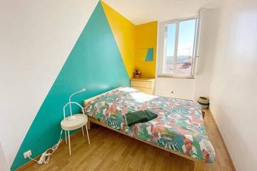 Appartement De Vacances pour 10 Personnes dans Saint-Étienne, Loire, Photo 2