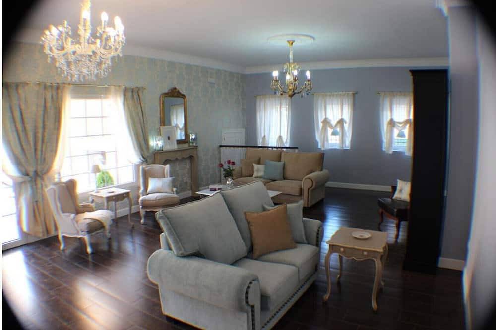 La Pajarona H5 Las Pañeras in Siruela, Provincia de Badajoz