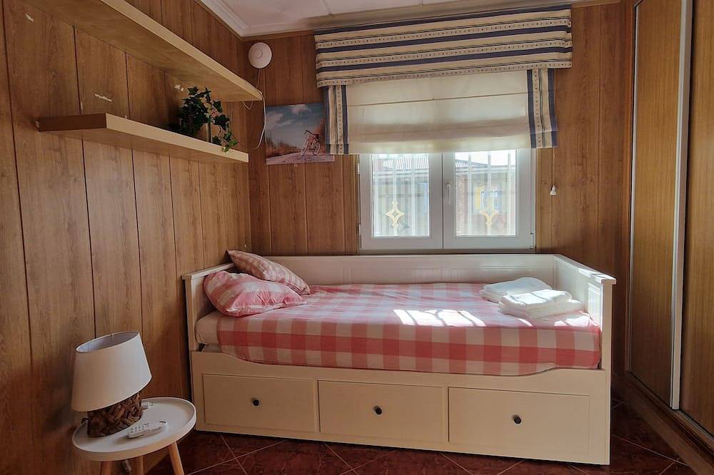 Chalet con Piscina en Los Balcones,torrevieja, (apta Para Mascotas in Los Balcones, Torrevieja
