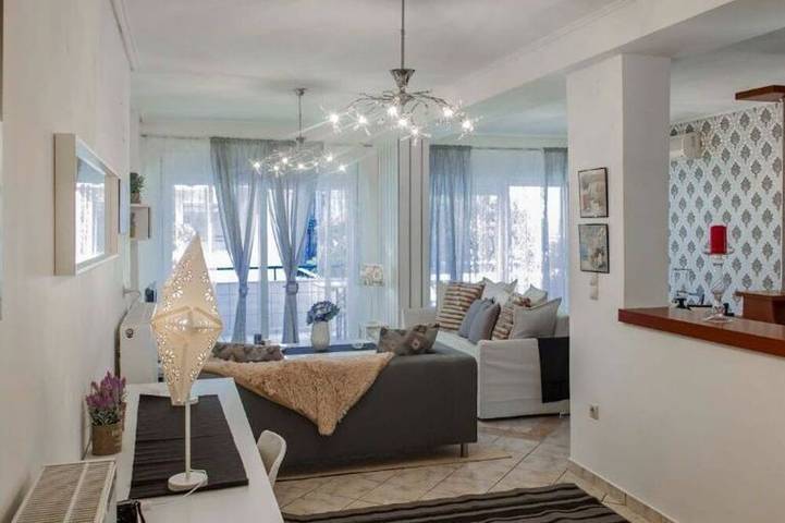 Location de vacances pour 8 personnes, avec balcon dans Kalambáka