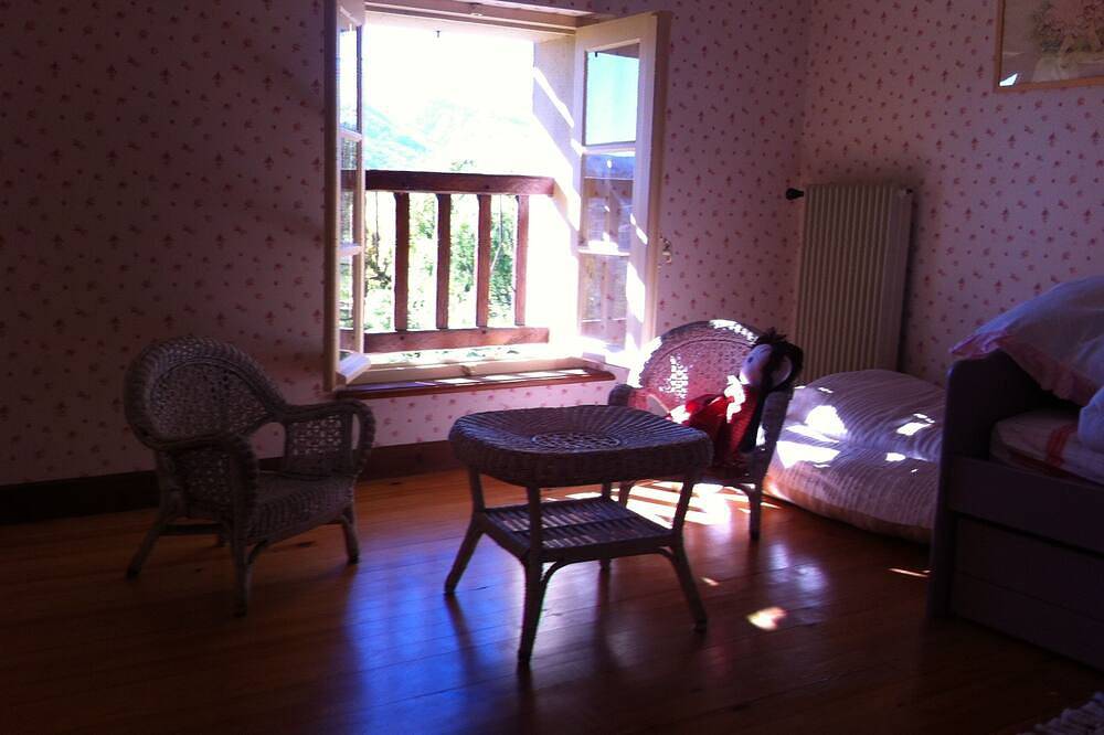 7 Bedroom Villa in Foix in Foix, Ariège